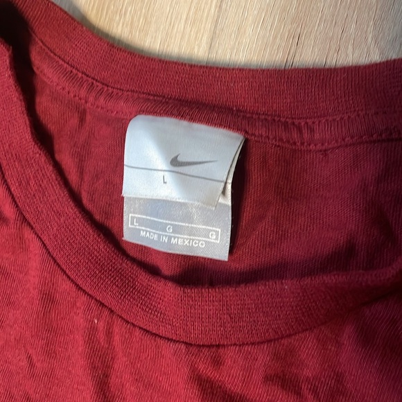 Y2K Nike Silver Tag Long Sleeve T Shirt.‎ Maroon. Large. Great condition! - Picture 2 of 8